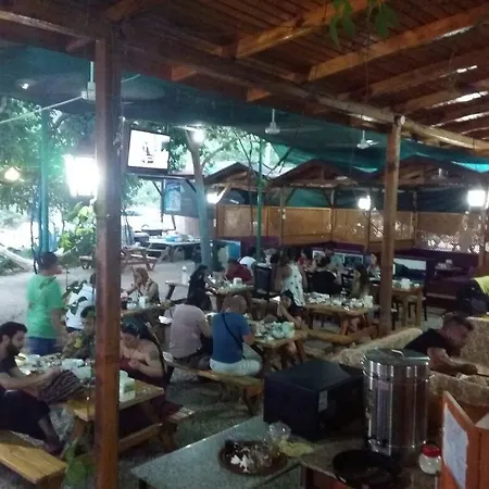 Tatilya Konukevi Olimpos